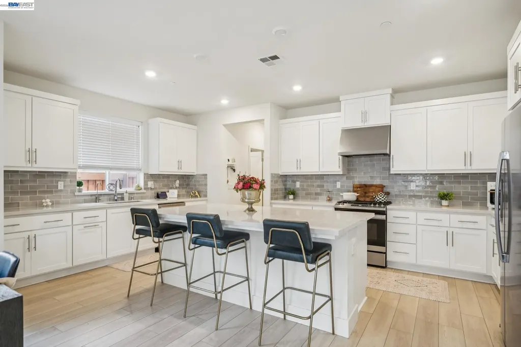 37231 Sand Bar Place Newark CA 94560