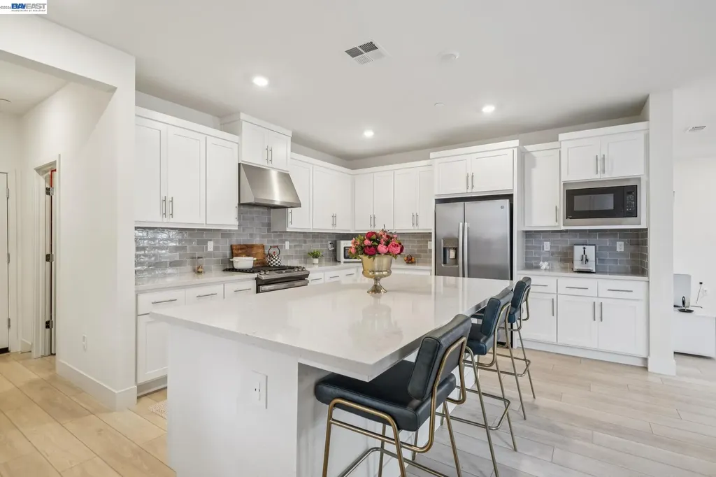 37231 Sand Bar Place Newark CA 94560