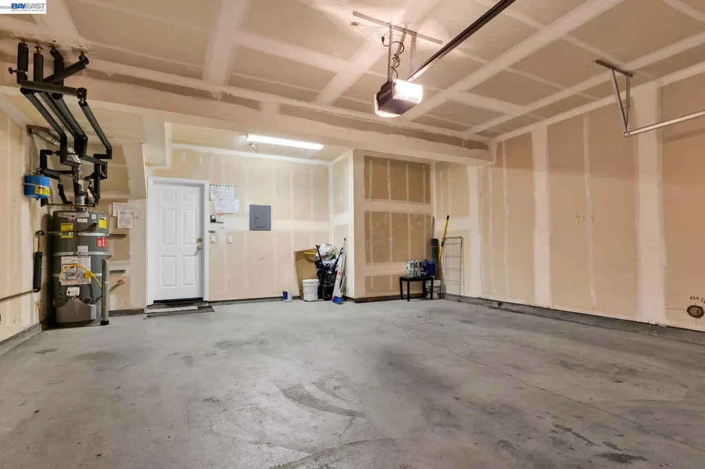 629 Artistic Place Hayward CA 94541