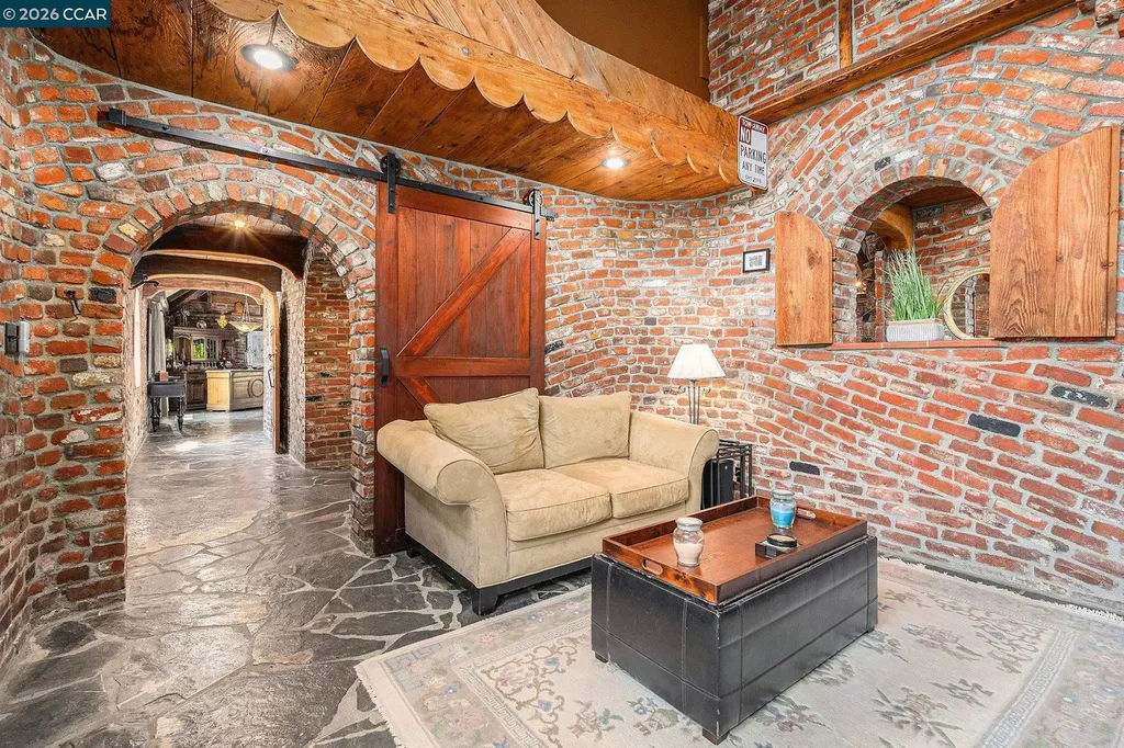 176 Mountain Canyon Lane Alamo CA 94507