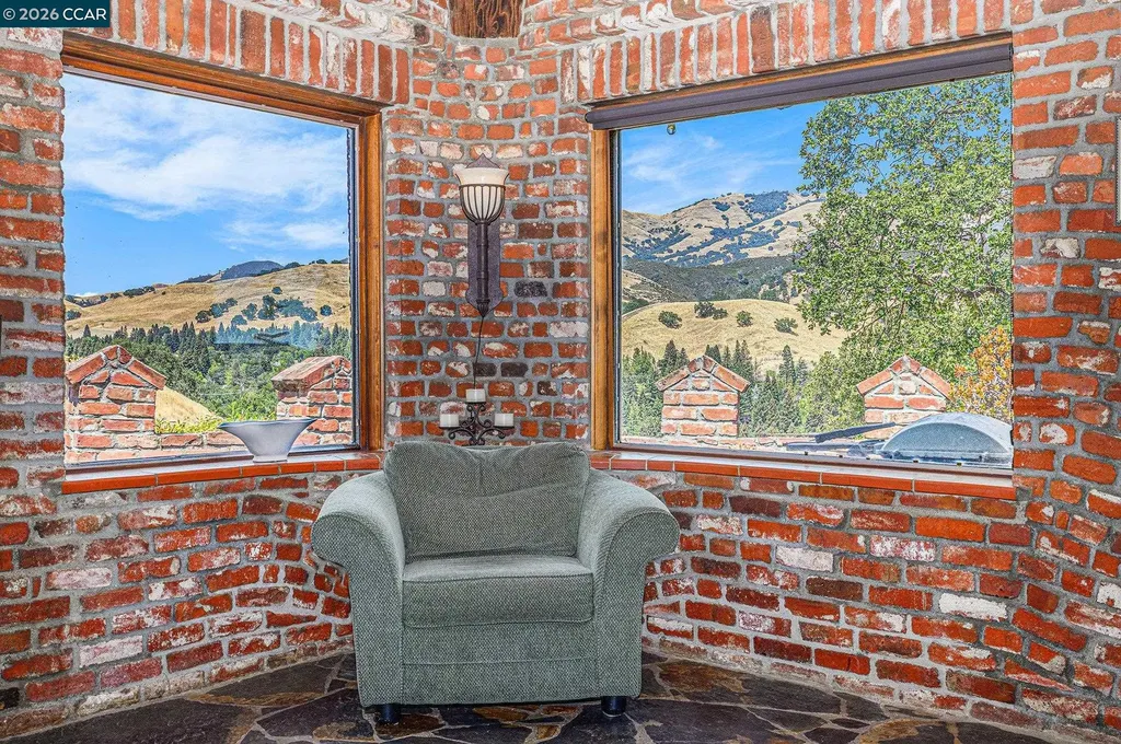 176 Mountain Canyon Lane Alamo CA 94507