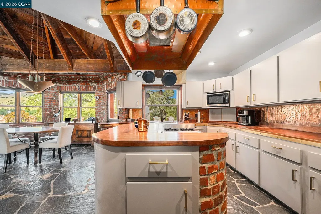176 Mountain Canyon Lane Alamo CA 94507
