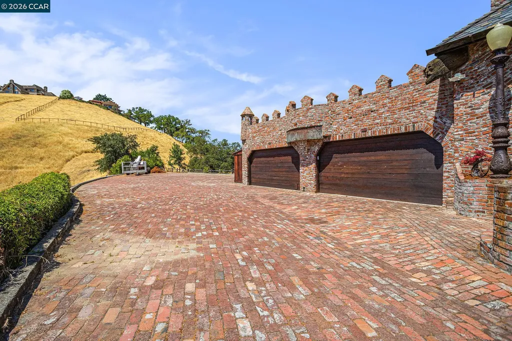 176 Mountain Canyon Lane Alamo CA 94507