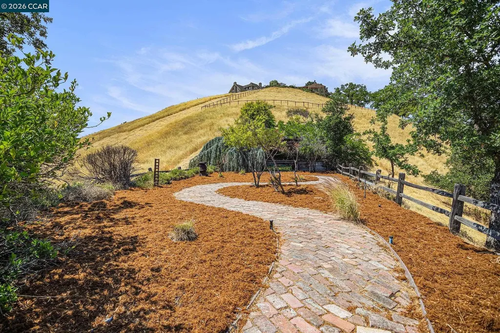 176 Mountain Canyon Lane Alamo CA 94507