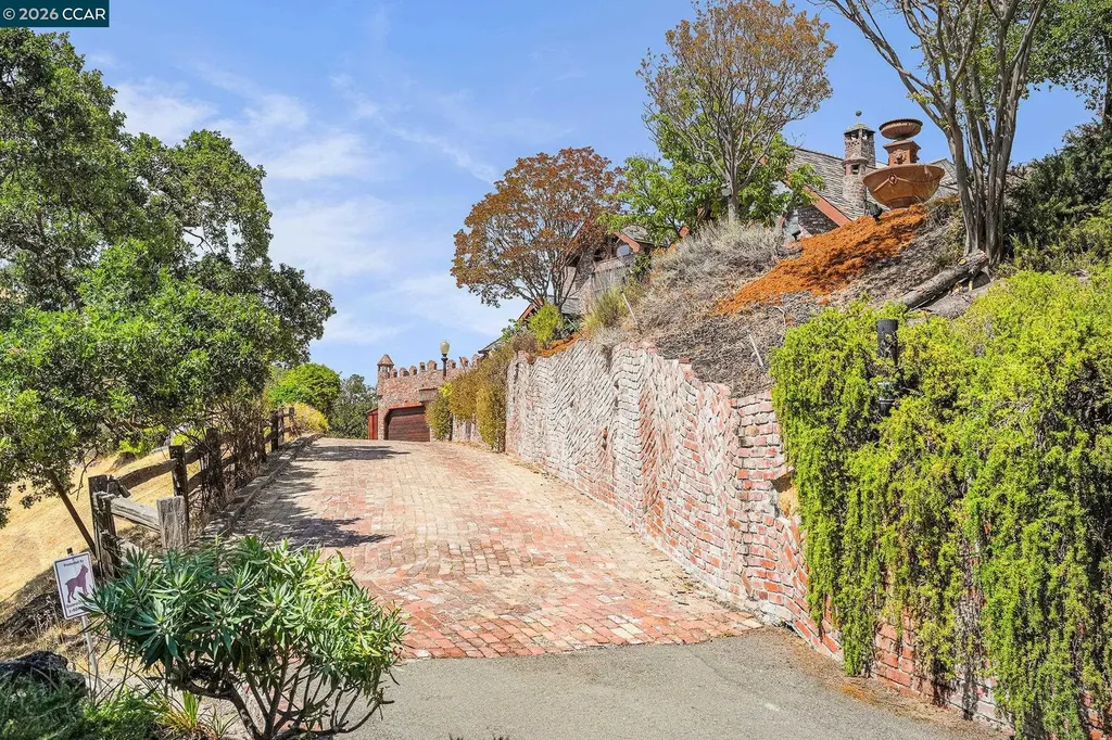 176 Mountain Canyon Lane Alamo CA 94507