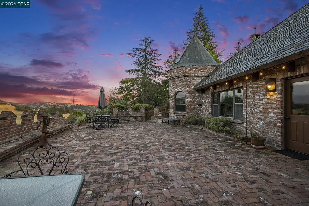 176 Mountain Canyon Lane Alamo CA 94507