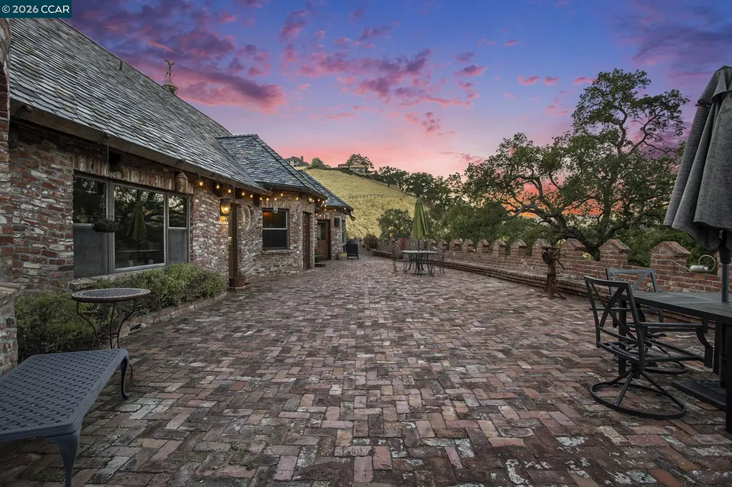 176 Mountain Canyon Lane Alamo CA 94507