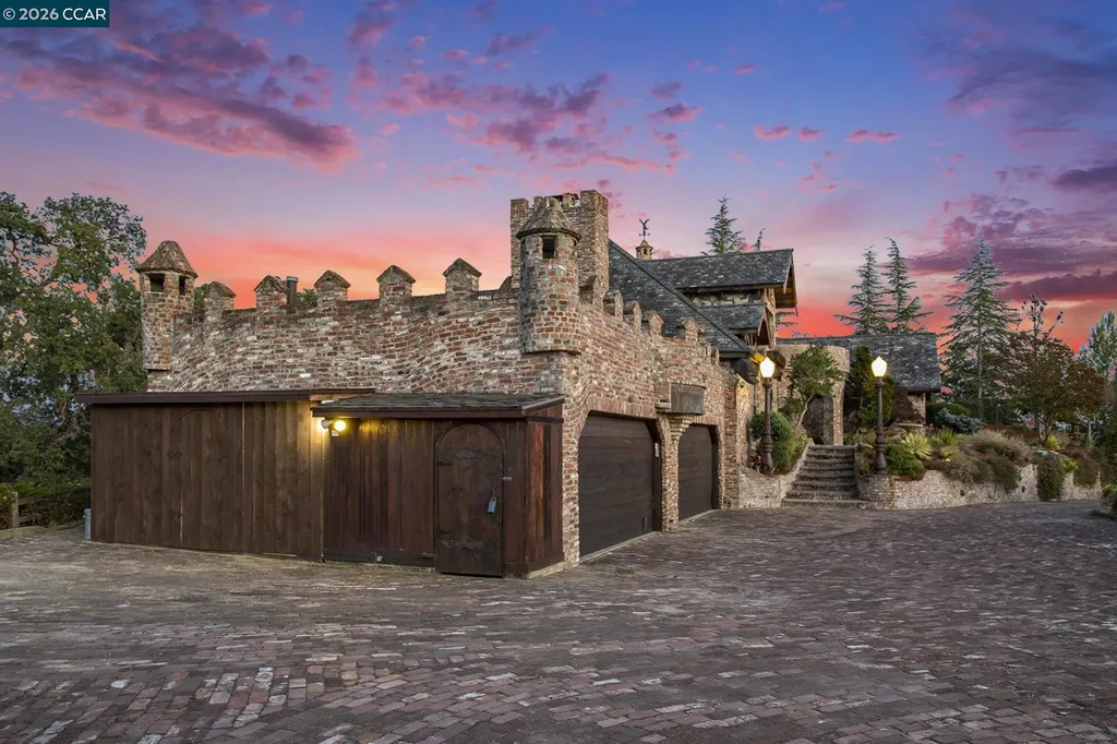 176 Mountain Canyon Lane Alamo CA 94507