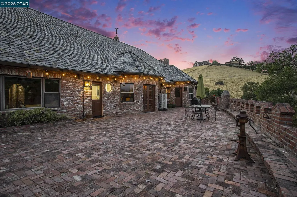 176 Mountain Canyon Lane Alamo CA 94507