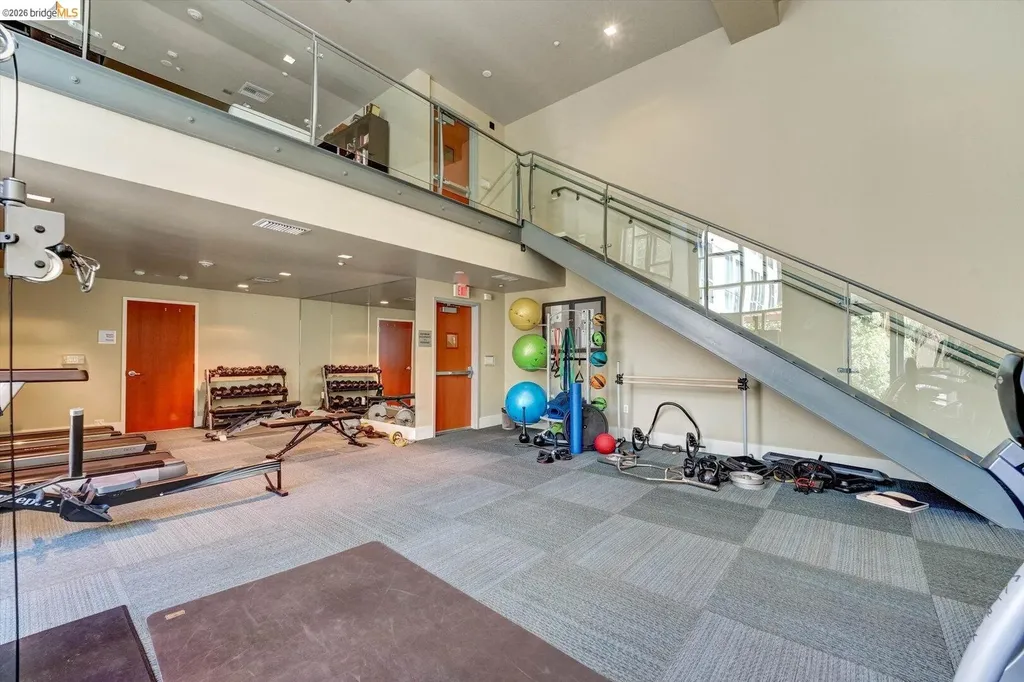 585 9th Street Oakland CA 94607