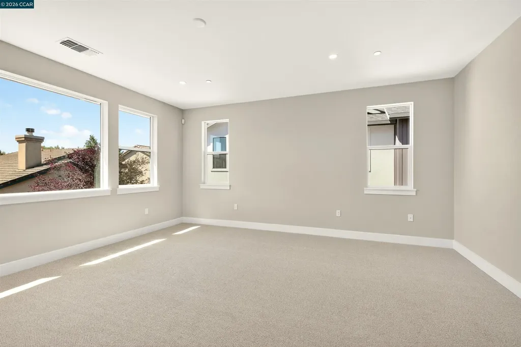2237 Vandeleur Drive Napa CA 94558