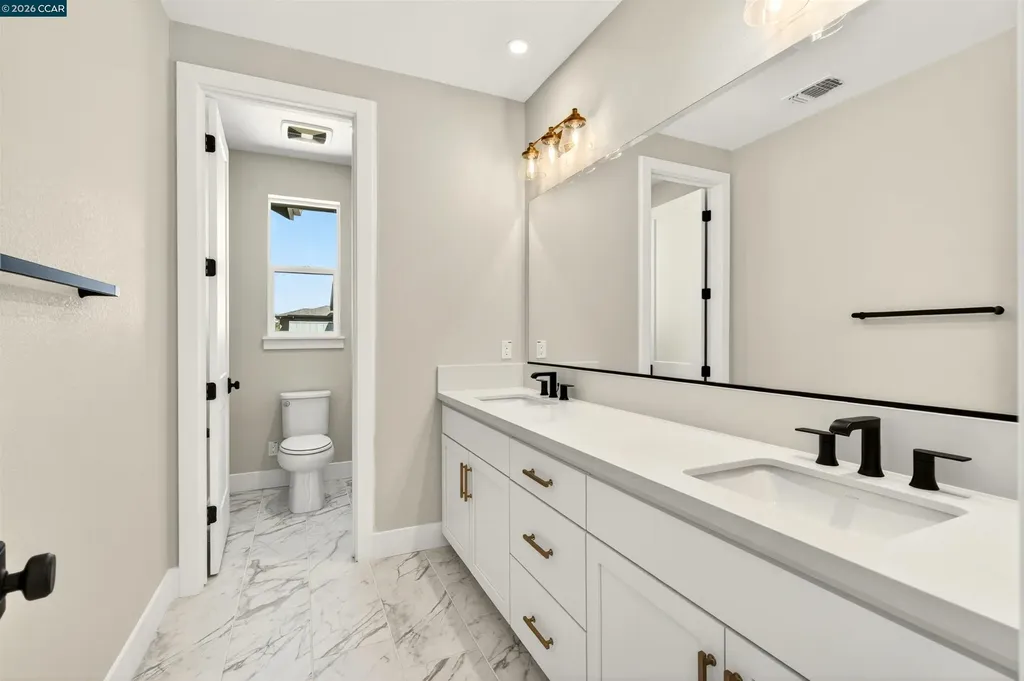 2237 Vandeleur Drive Napa CA 94558