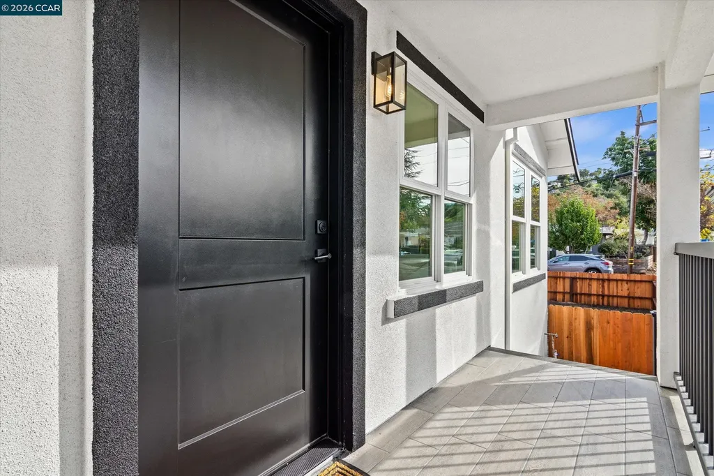 2027 Castro Street Martinez CA 94553