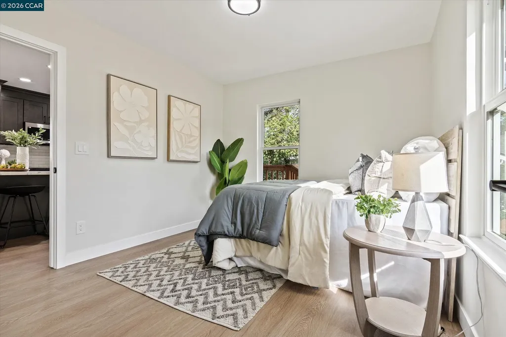 2027 Castro Street Martinez CA 94553