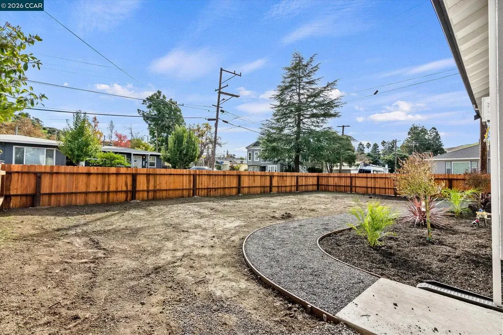 2027 Castro Street Martinez CA 94553