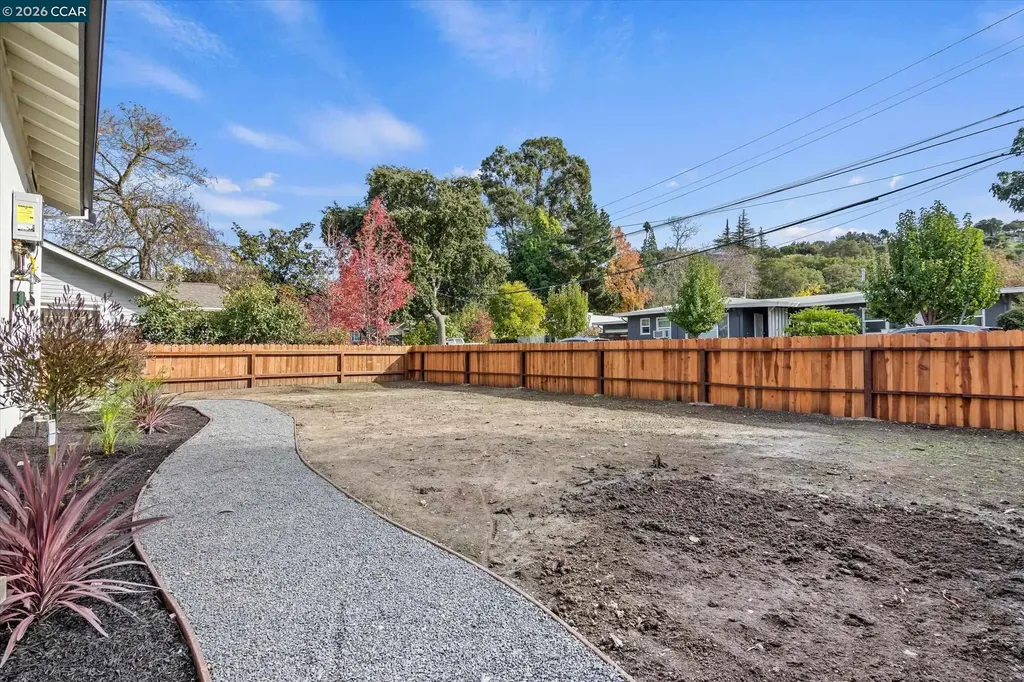 2027 Castro Street Martinez CA 94553
