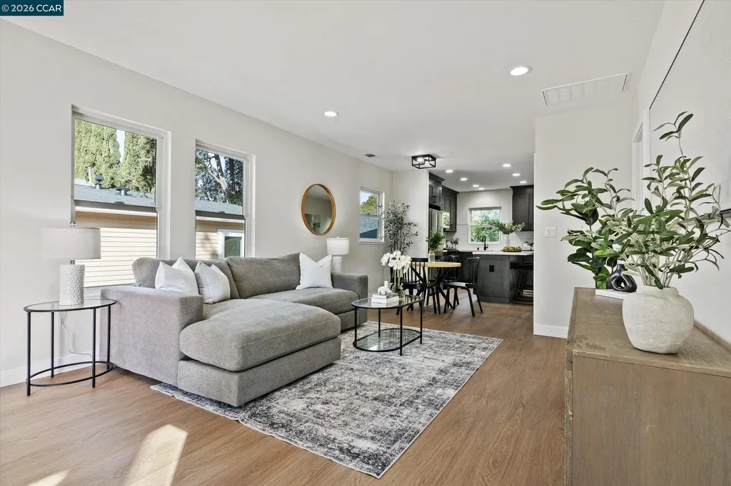 2027 Castro Street Martinez CA 94553