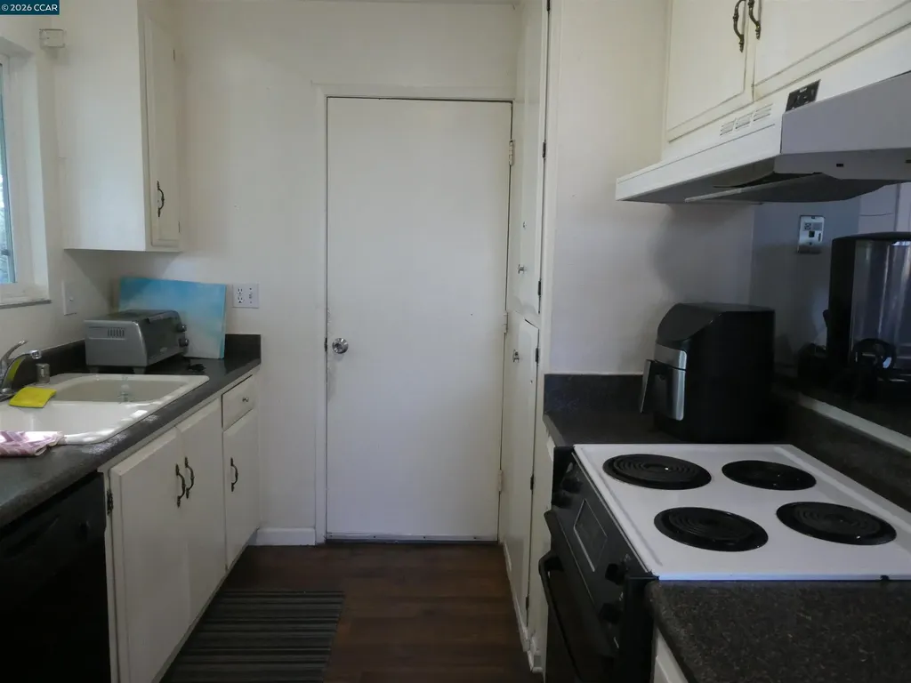 2908 Sargent Avenue San Pablo CA 94806