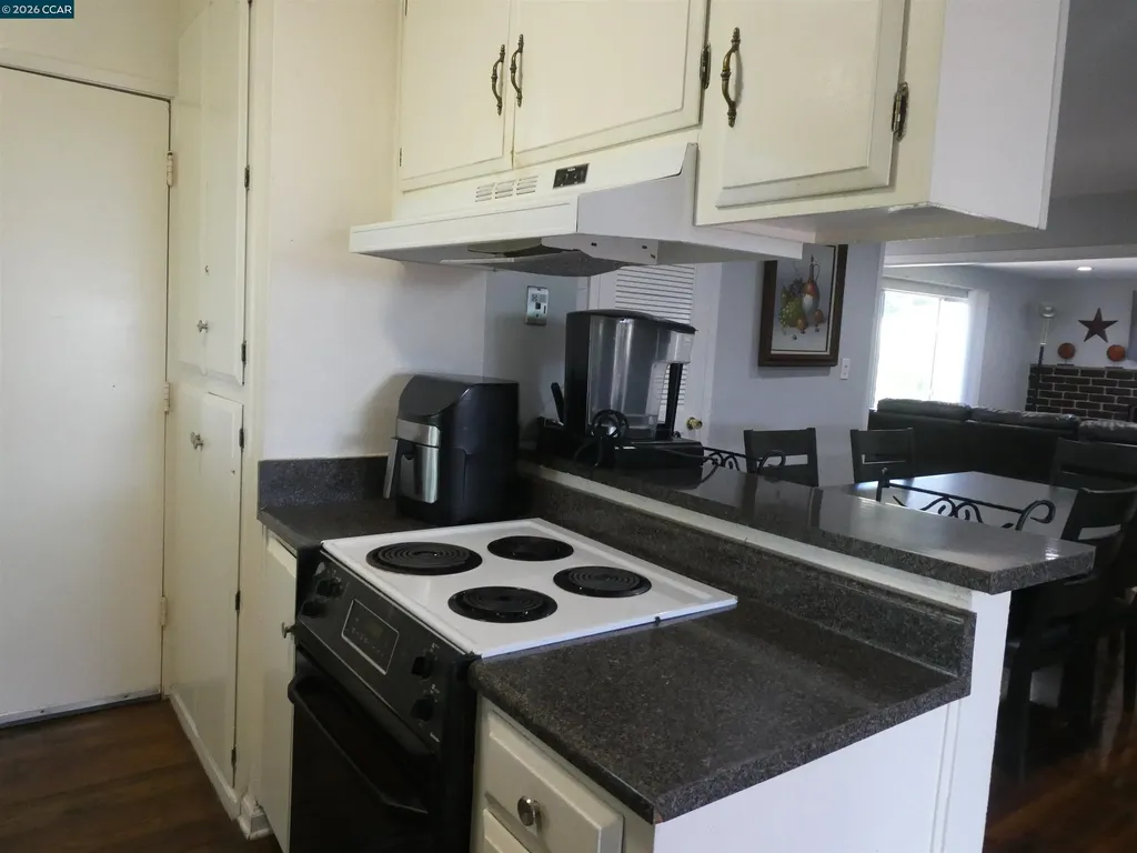 2908 Sargent Avenue San Pablo CA 94806