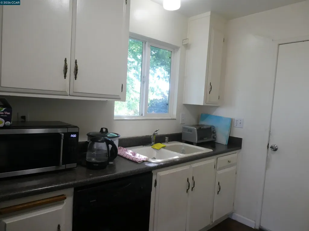 2908 Sargent Avenue San Pablo CA 94806