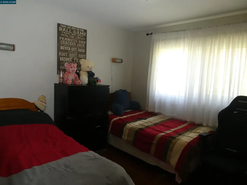 2908 Sargent Avenue San Pablo CA 94806