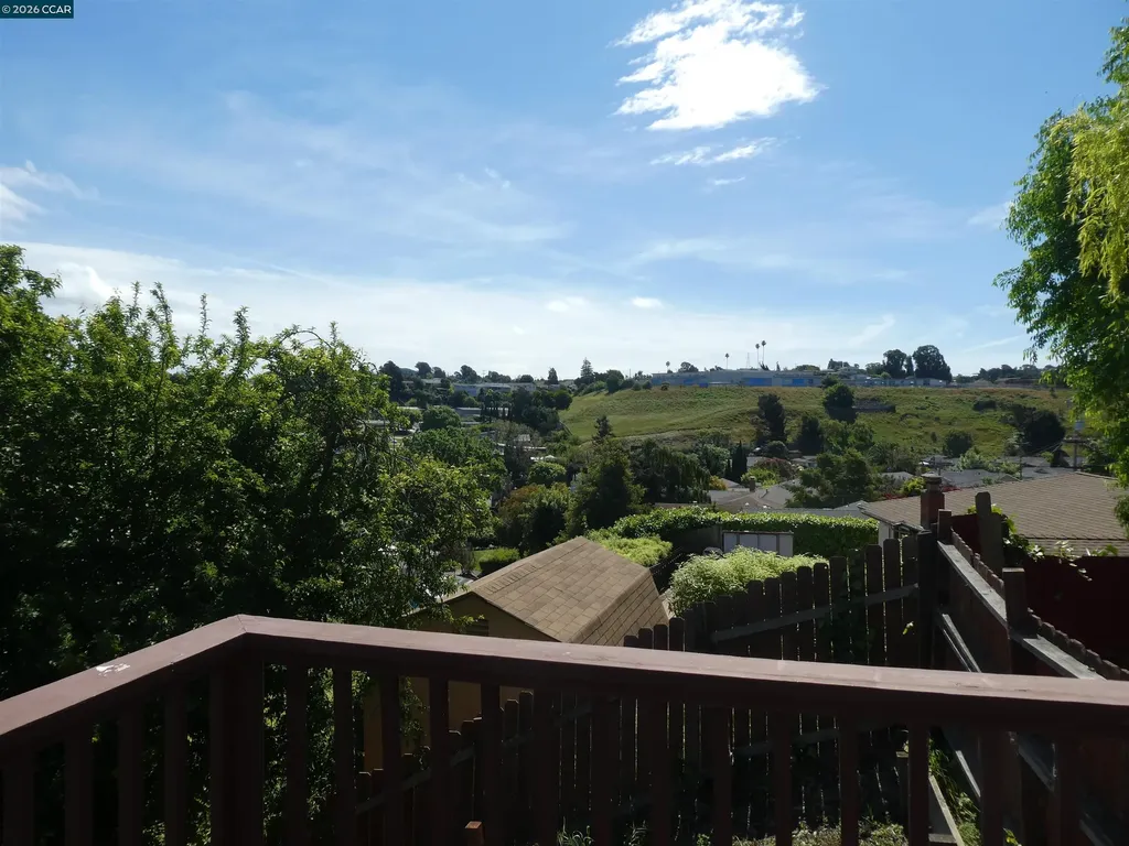 2908 Sargent Avenue San Pablo CA 94806