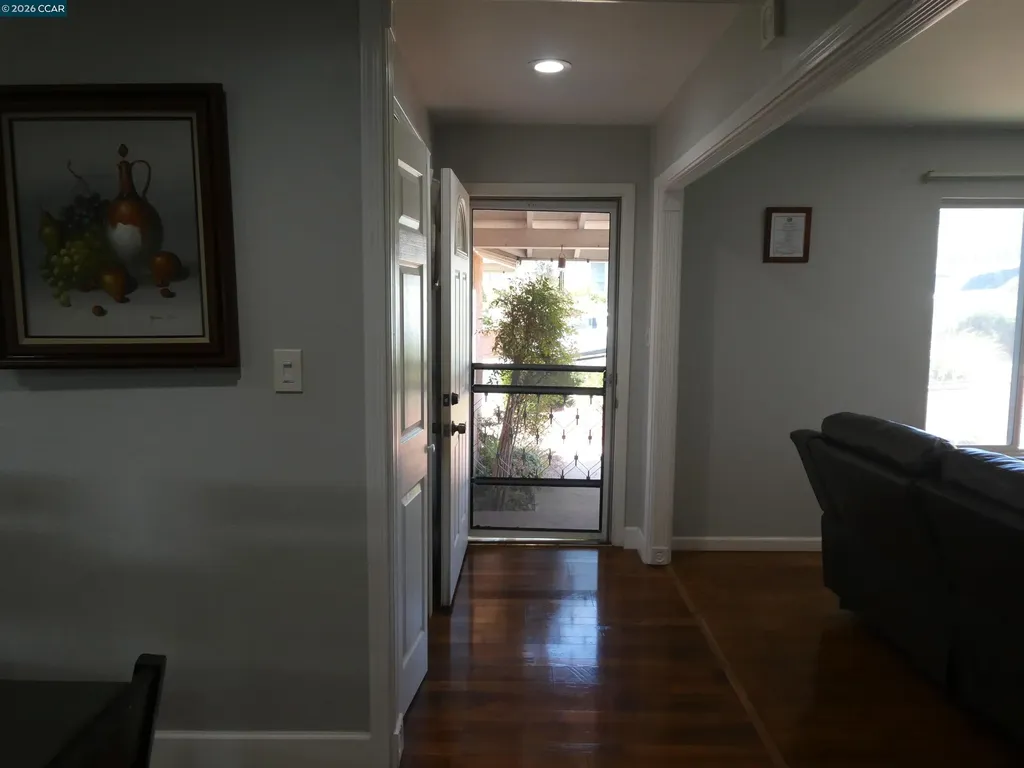 2908 Sargent Avenue San Pablo CA 94806