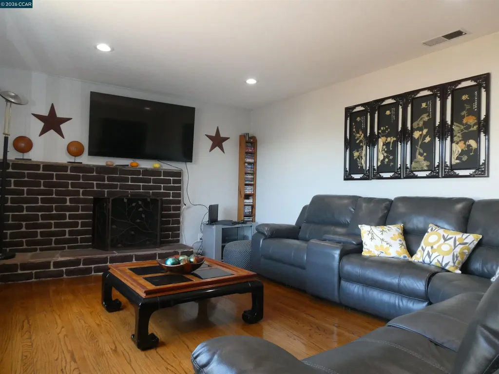 2908 Sargent Avenue San Pablo CA 94806