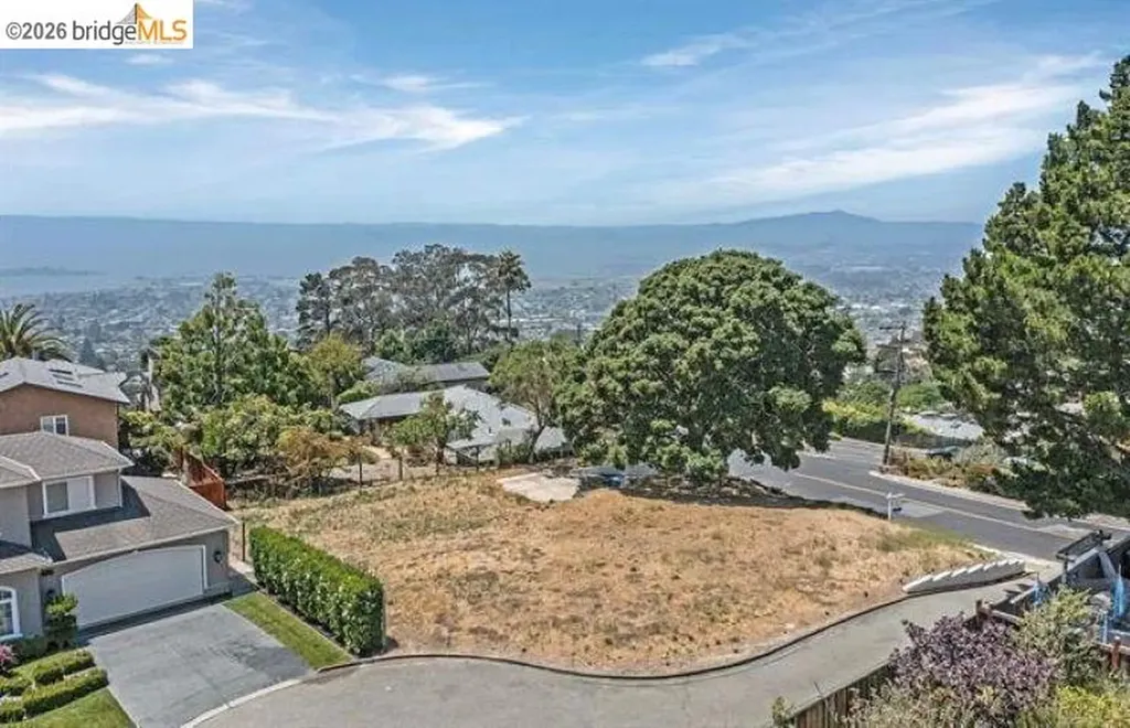 8246 Terrace Drive El Cerrito CA 94530