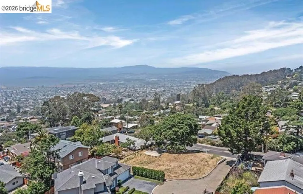 8246 Terrace Drive El Cerrito CA 94530