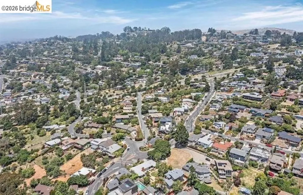 8246 Terrace Drive El Cerrito CA 94530