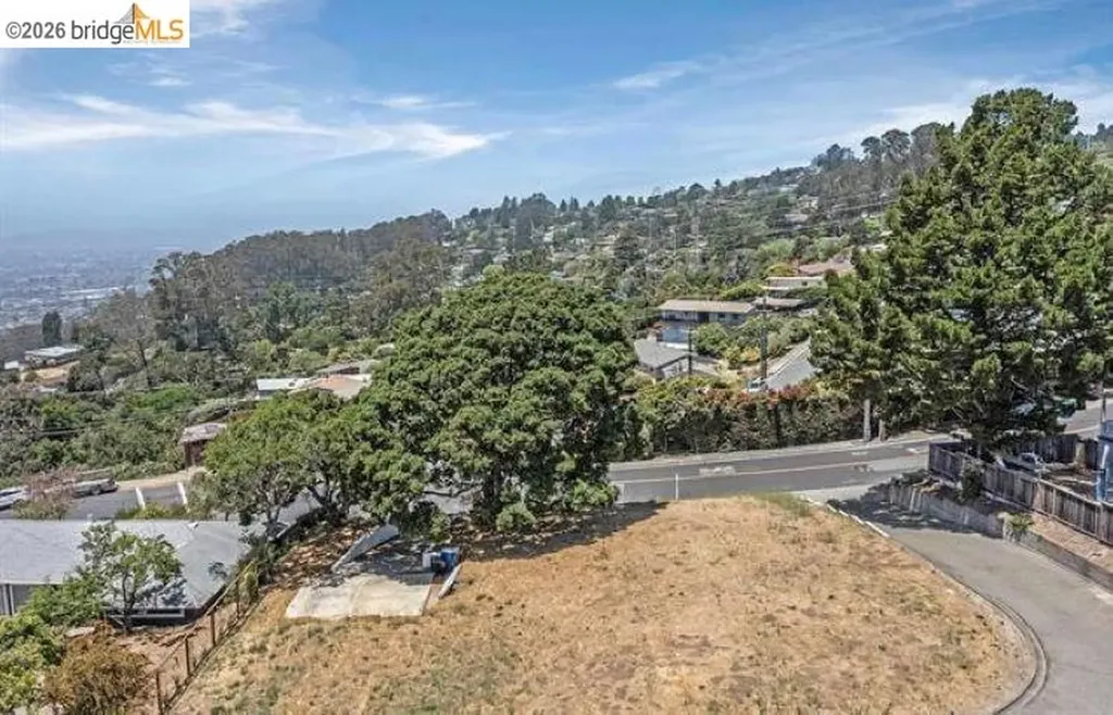 8246 Terrace Drive El Cerrito CA 94530