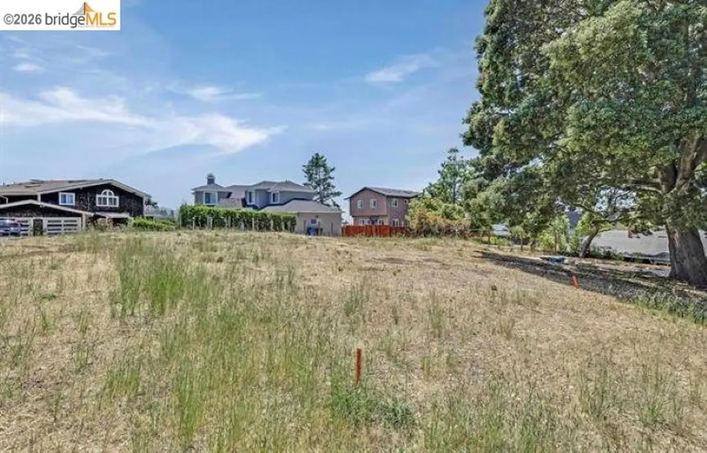 8246 Terrace Drive El Cerrito CA 94530