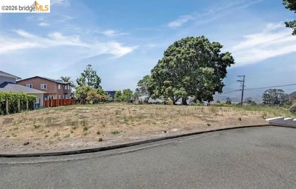 8246 Terrace Drive El Cerrito CA 94530