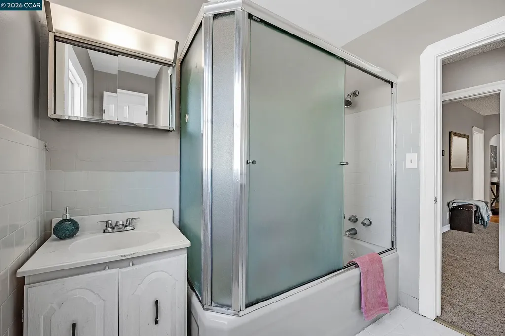 5136 Argyle Road El Sobrante CA 94803