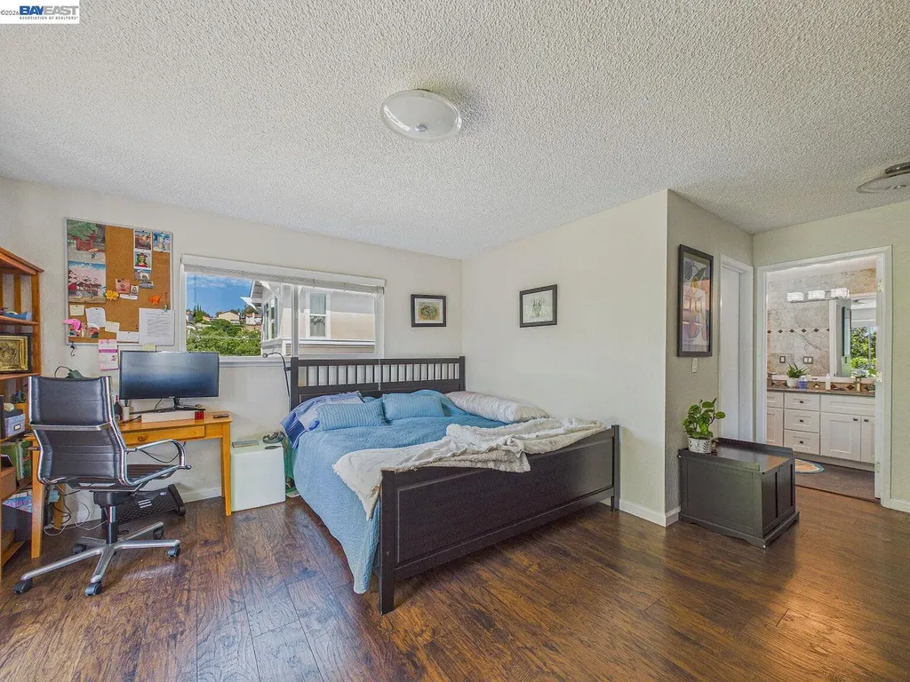 16 Valley View Court El Sobrante CA 94803