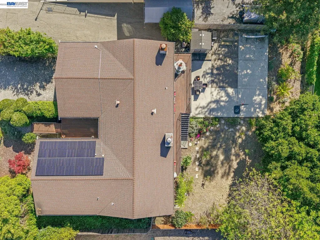 16 Valley View Court El Sobrante CA 94803