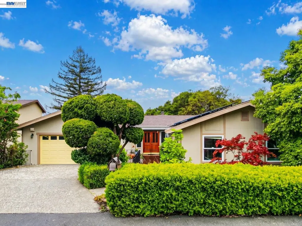 16 Valley View Court El Sobrante CA 94803