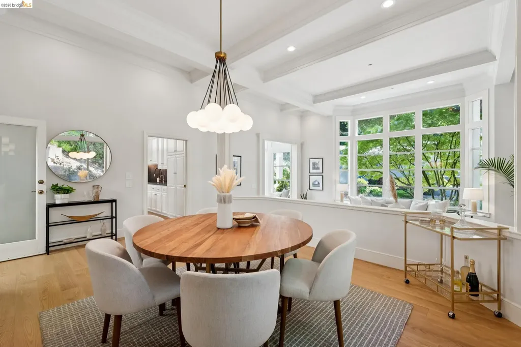 23 Valant Place Piedmont CA 94610