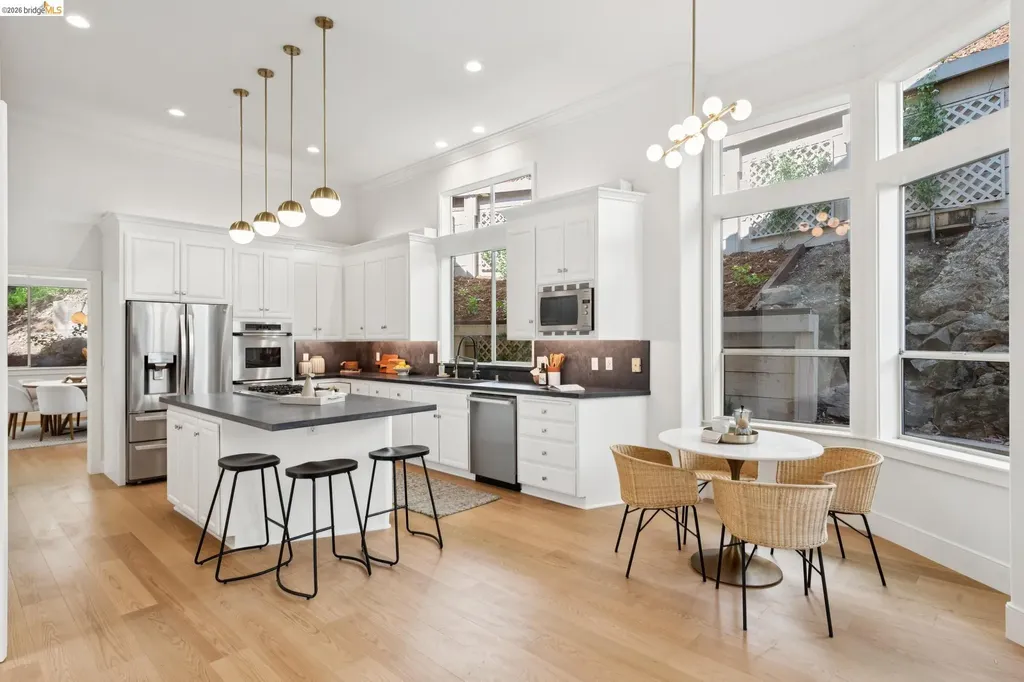 23 Valant Place Piedmont CA 94610