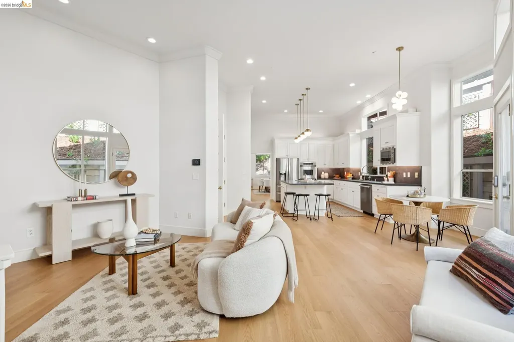 23 Valant Place Piedmont CA 94610
