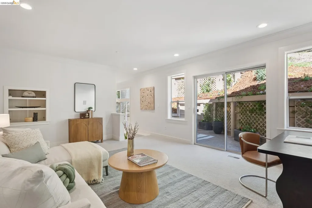 23 Valant Place Piedmont CA 94610