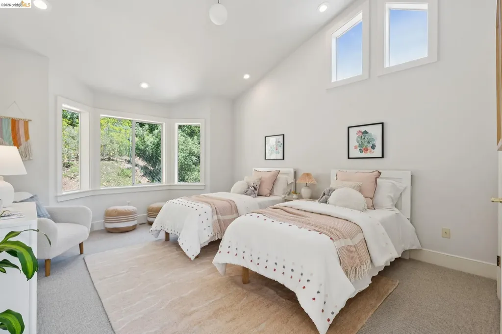 23 Valant Place Piedmont CA 94610
