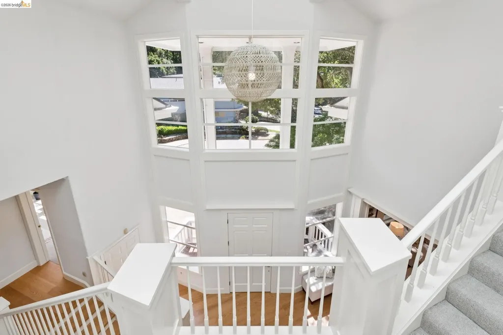 23 Valant Place Piedmont CA 94610