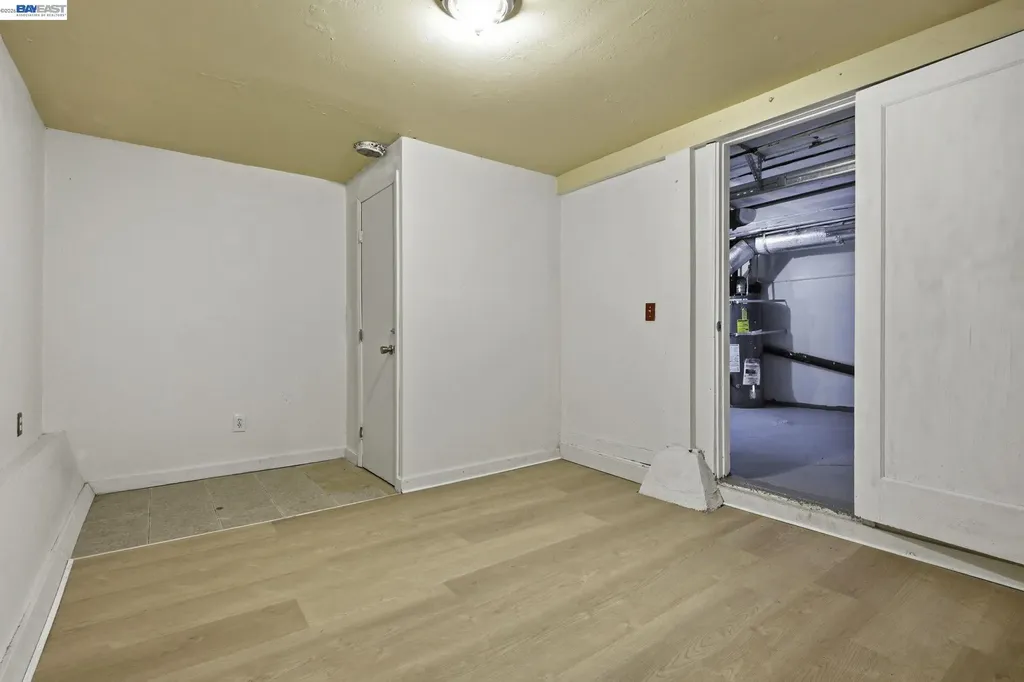 219 Jules Avenue San Francisco CA 94112