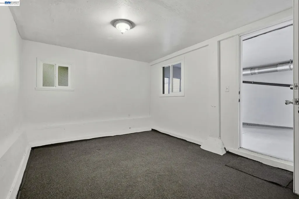 219 Jules Avenue San Francisco CA 94112