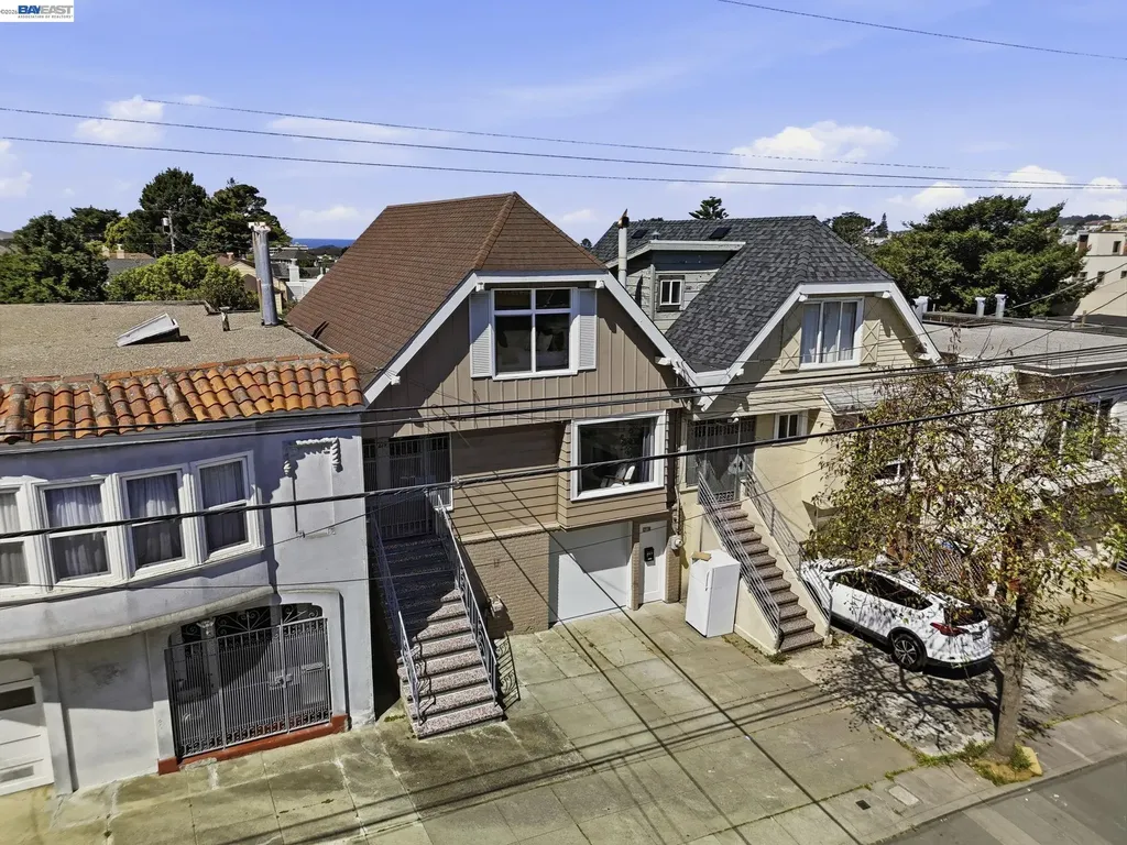 219 Jules Avenue San Francisco CA 94112