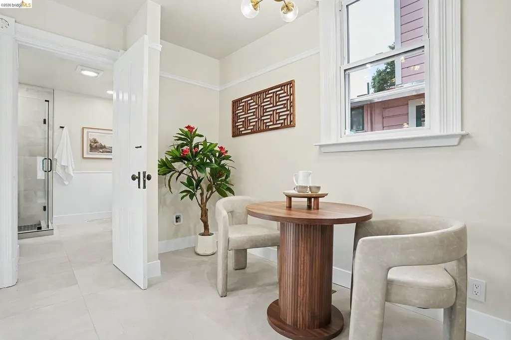 865 Cedar Street Alameda CA 94501