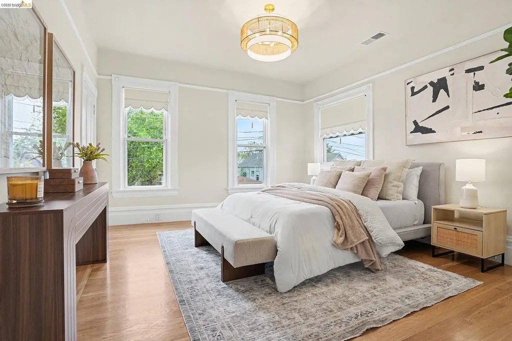 865 Cedar Street Alameda CA 94501