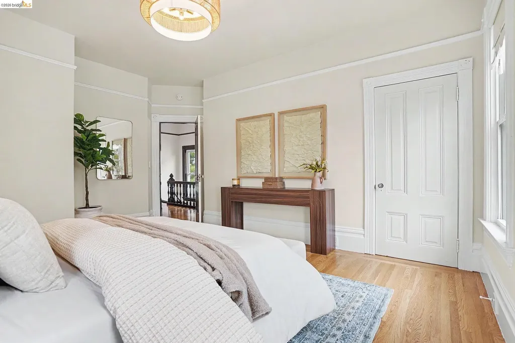 865 Cedar Street Alameda CA 94501